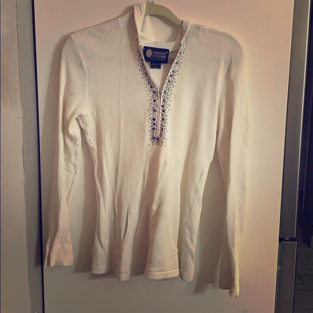 Off white fashion blouse top with hoodie.